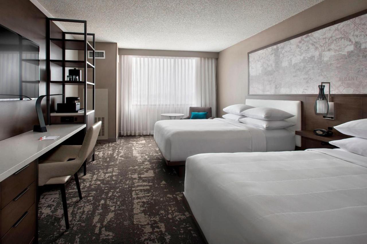 Marriott Melville Long Island Exterior foto