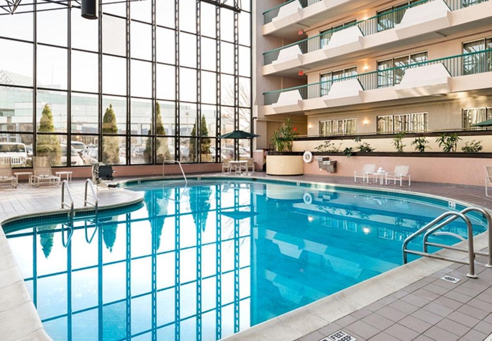 Marriott Melville Long Island Exterior foto