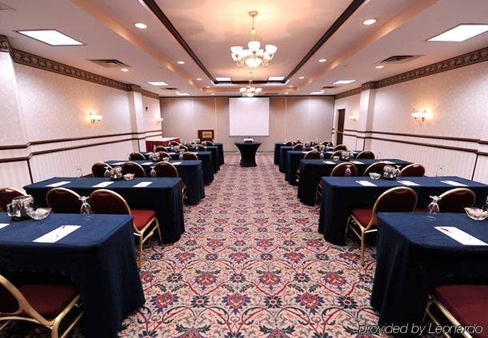 Marriott Melville Long Island Exterior foto