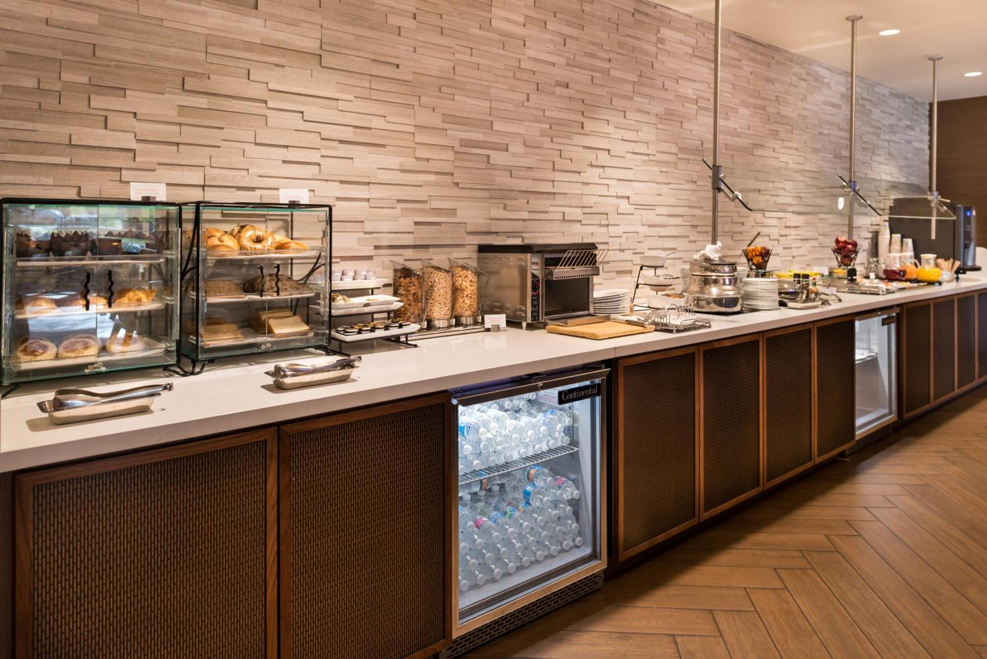 Marriott Melville Long Island Exterior foto